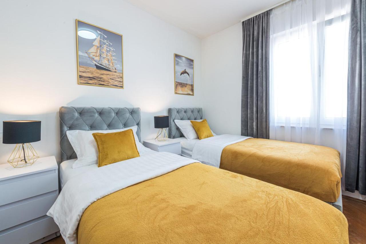 Bluesky Deluxe Apartment Free Parking Дубровник Экстерьер фото
